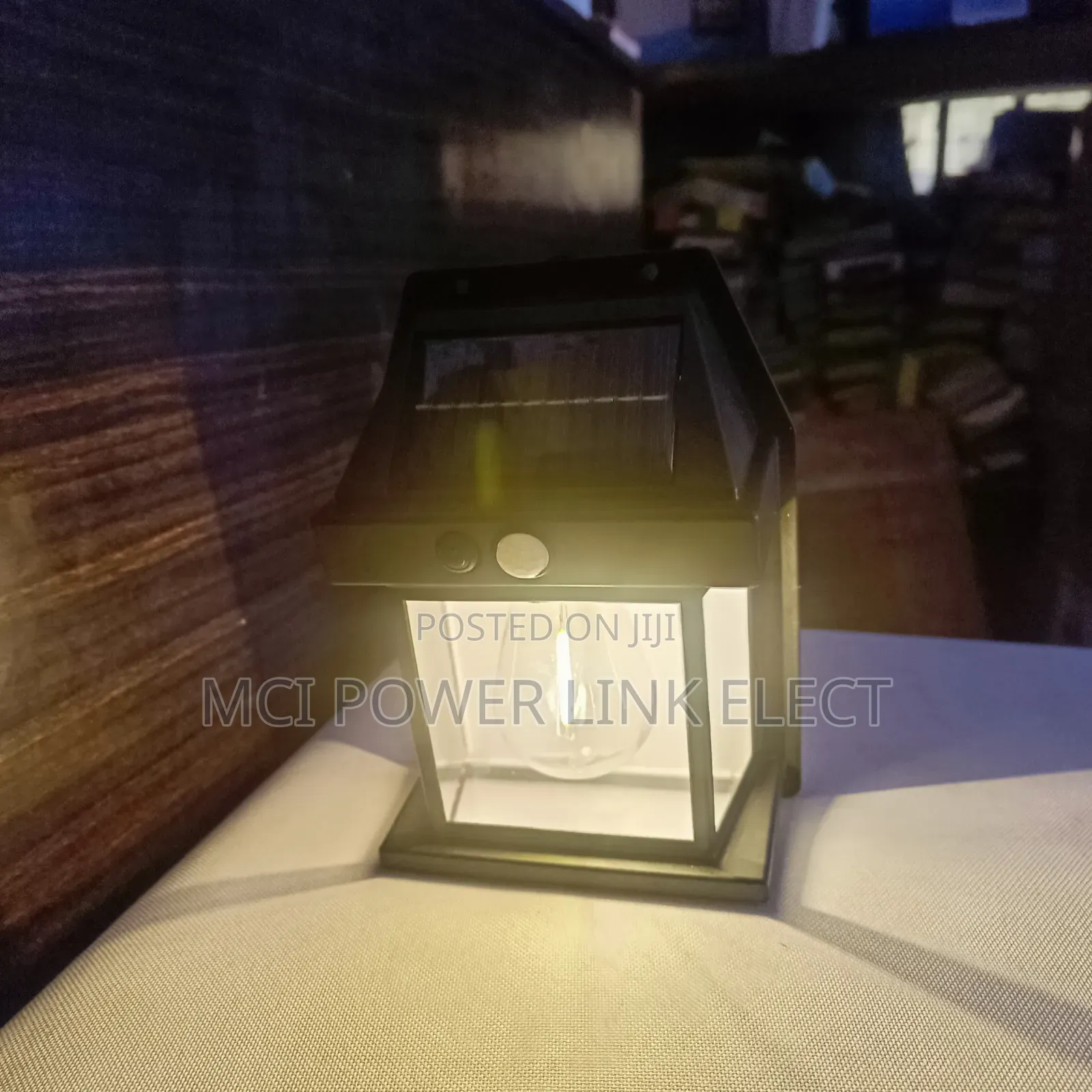 Solar Wall Lamp. Night and Motion Sensor