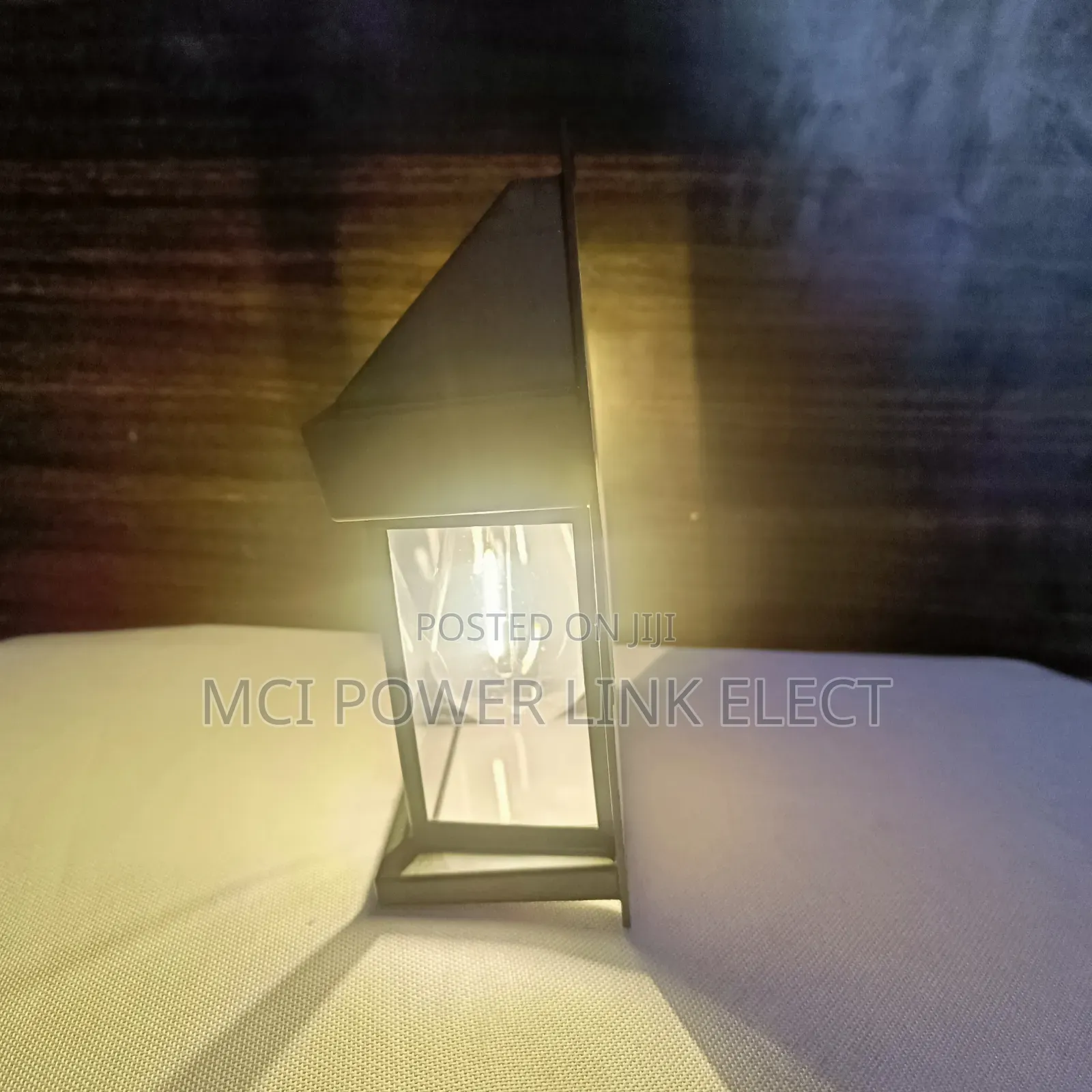 Solar Wall Lamp. Night and Motion Sensor