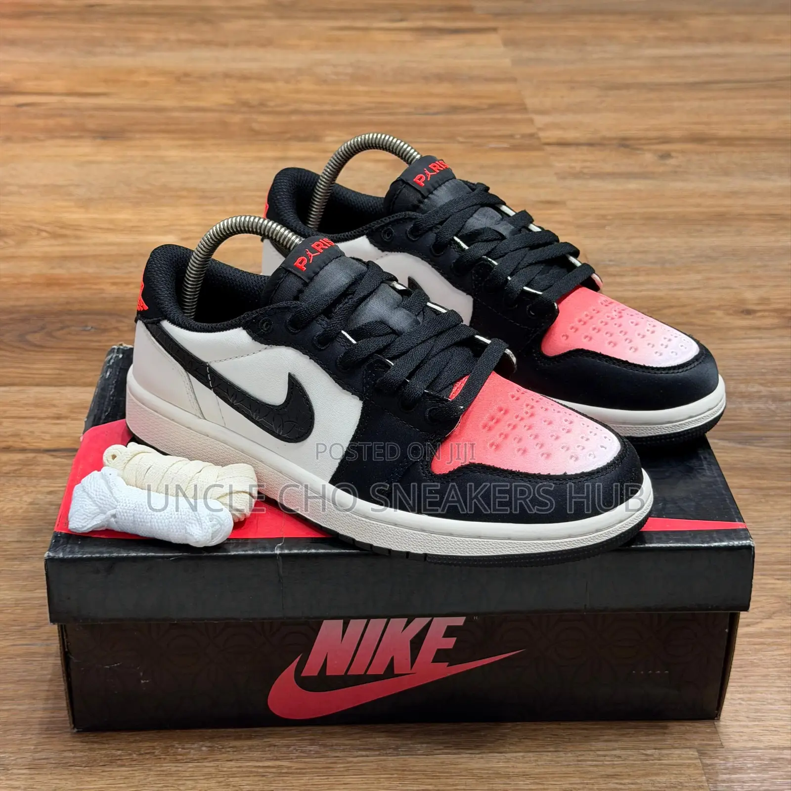 Air Jordan 1 Retro Low