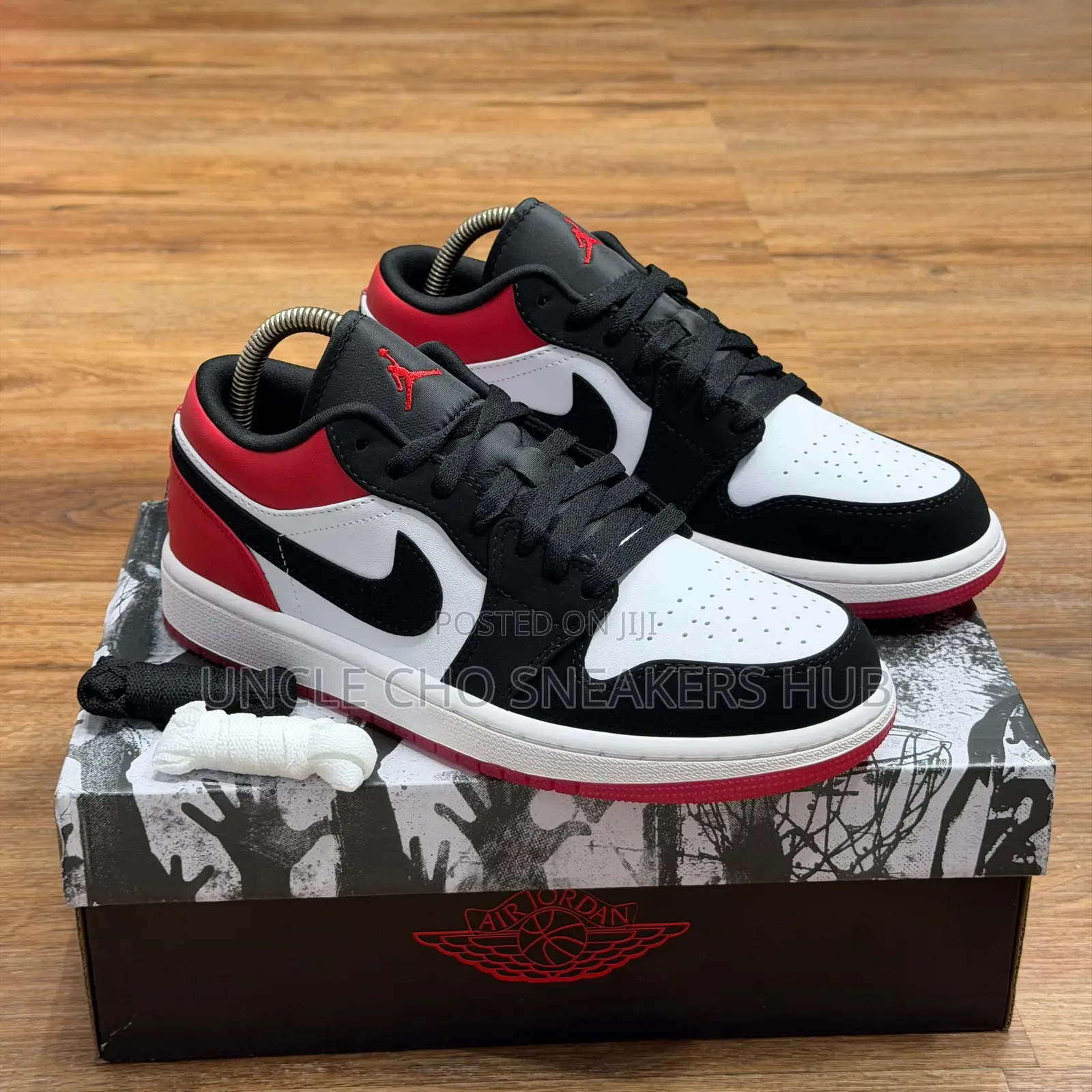 Air Jordan 1 Retro Low