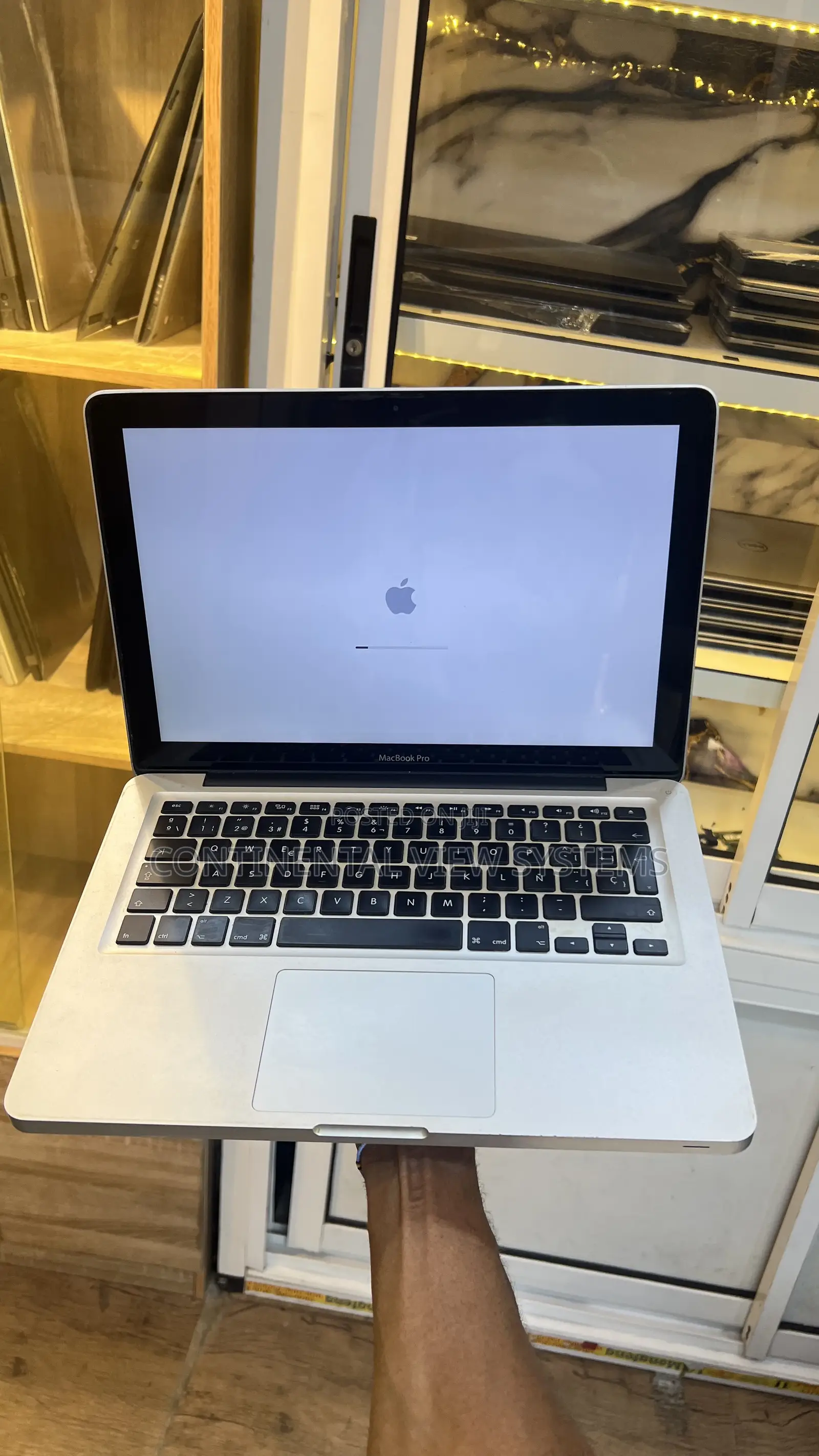 Laptop Apple MacBook Pro 2009 4GB Intel Core 2 Duo HDD 250GB