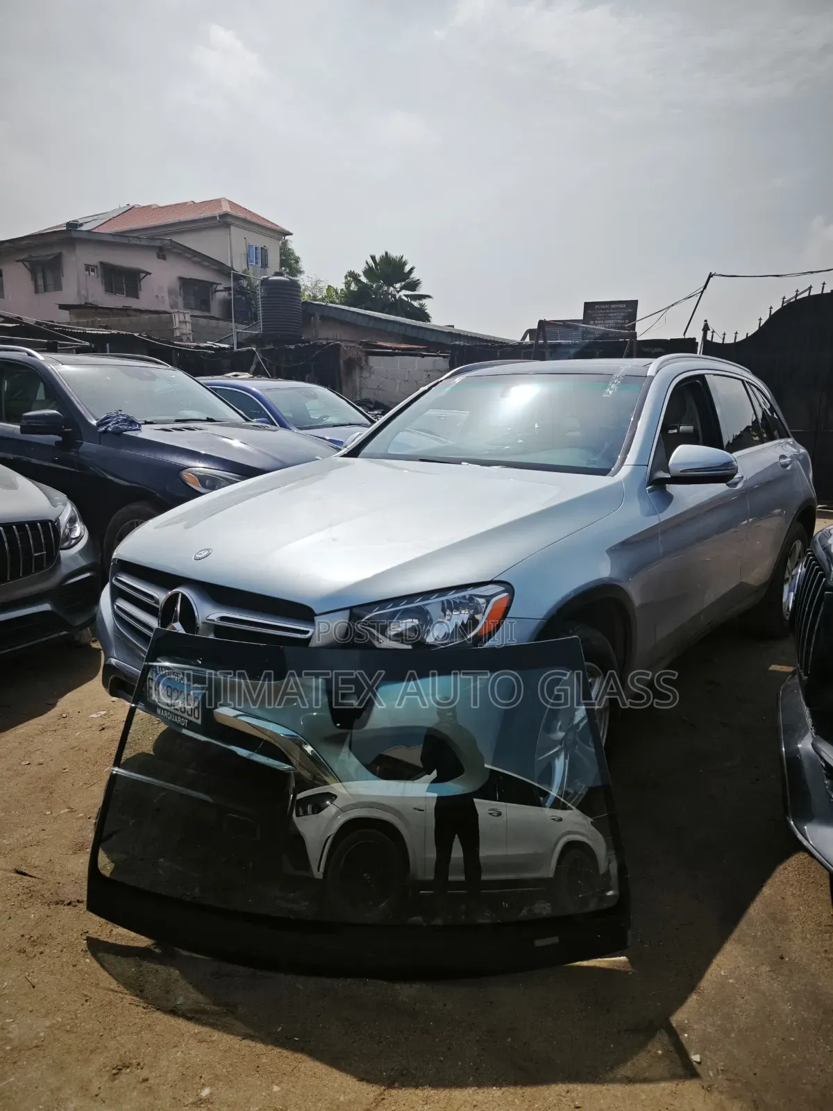 Glc300 Suv 2017 Windscreen Glass Available Installed at Chimatex