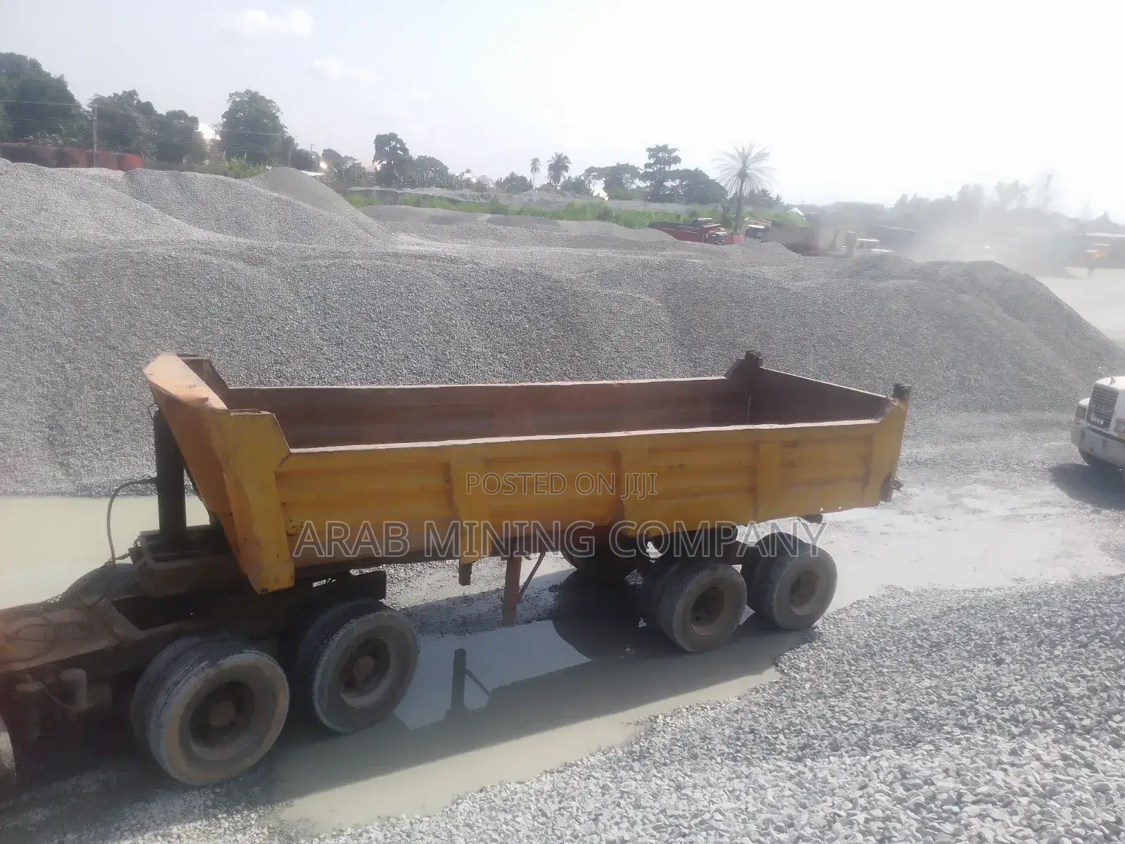 Chipping and Gravel