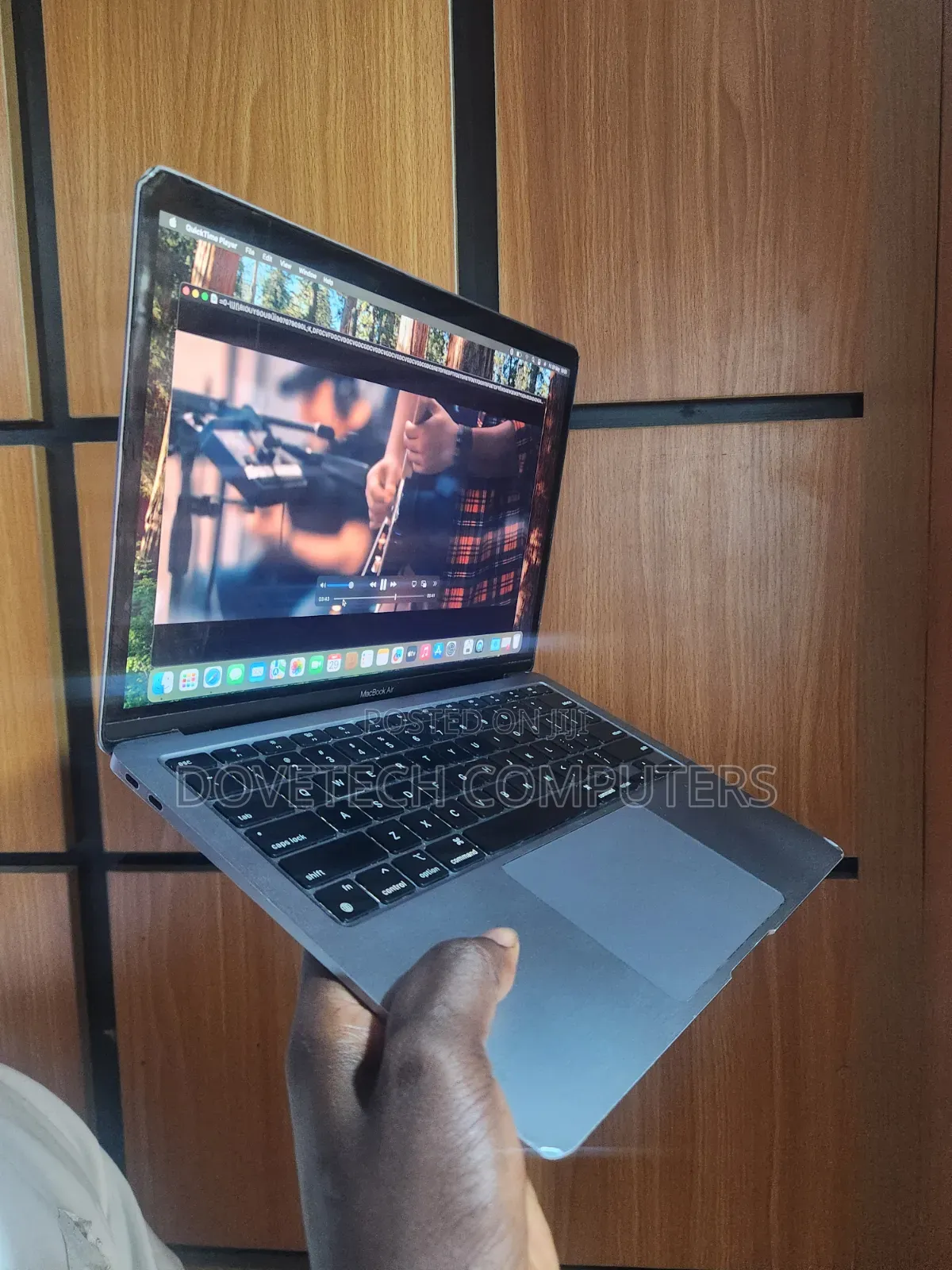 Laptop Apple MacBook Air 2020 M1 8GB Intel Core i5 SSD 256GB