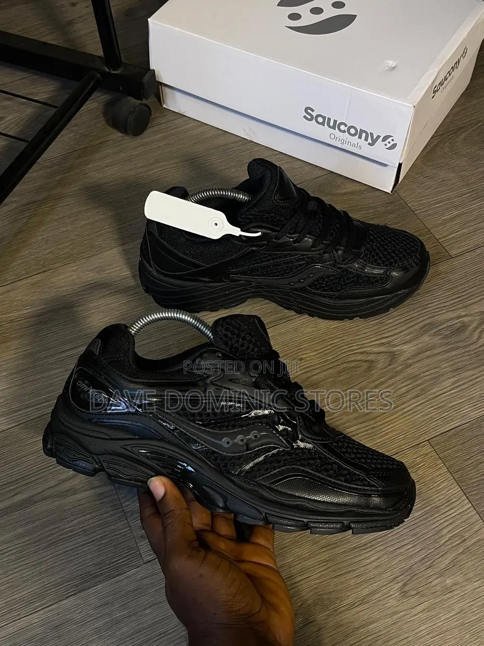 Saucony Pro Grid Omni 9 Luxury Sneakers