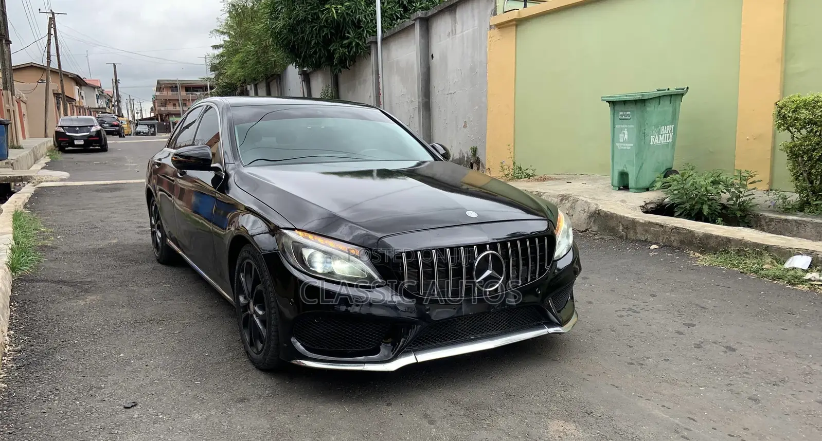 Mercedes-Benz C300 2016 Black