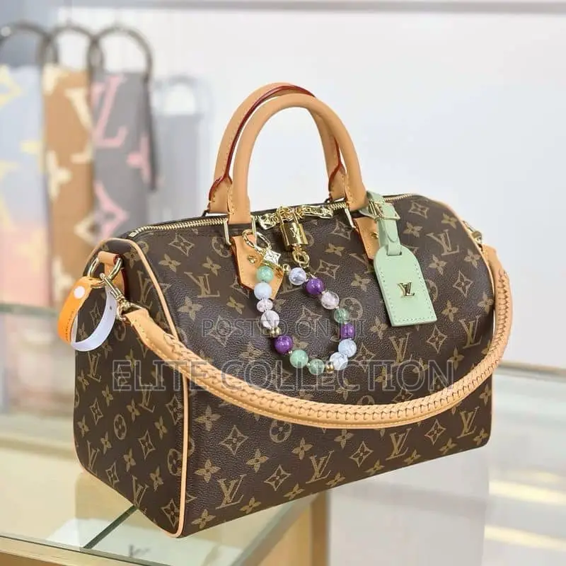 Louis Vuitton Quality:- Luxury Material:- Leather Size:- Medium