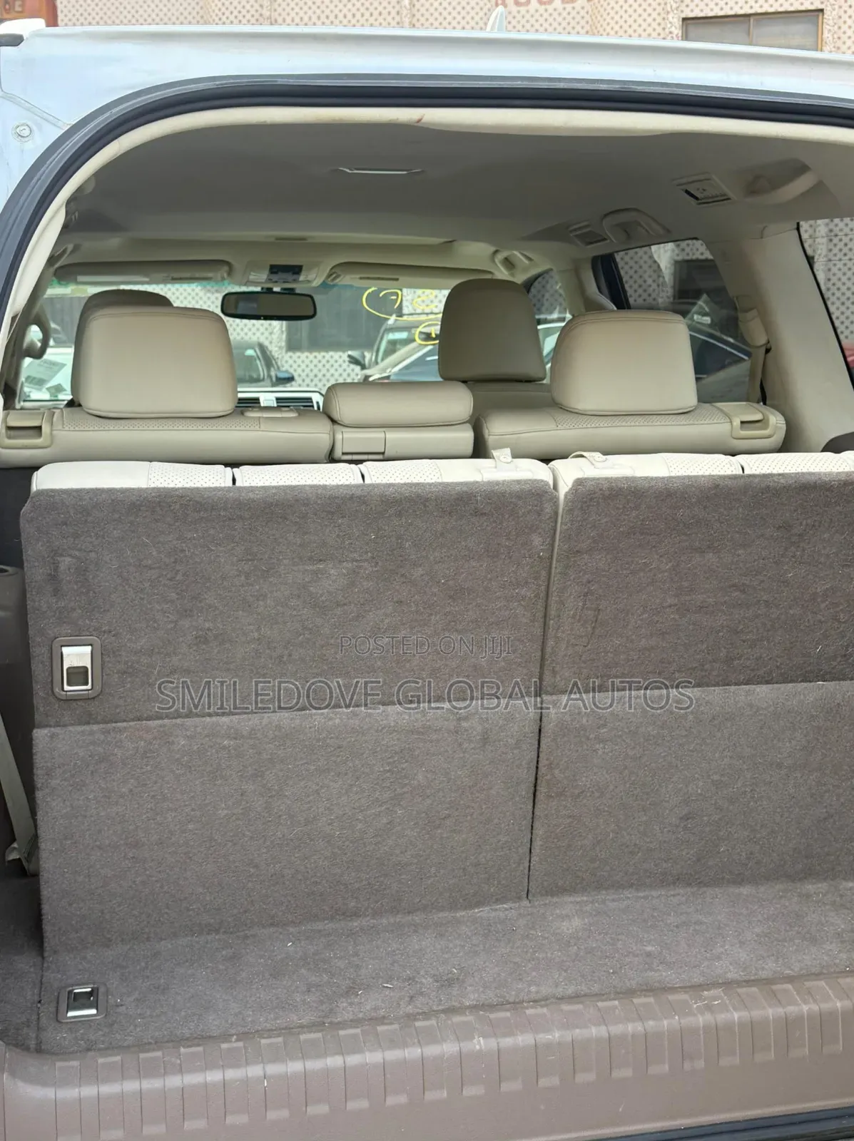 Lexus GX 2013 Silver