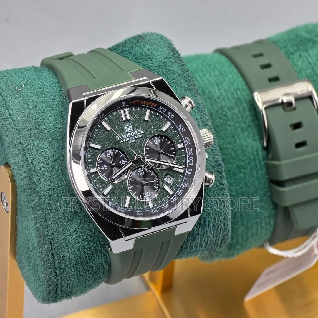 Naviforce Quality Men Rubber Strap Wristwatch