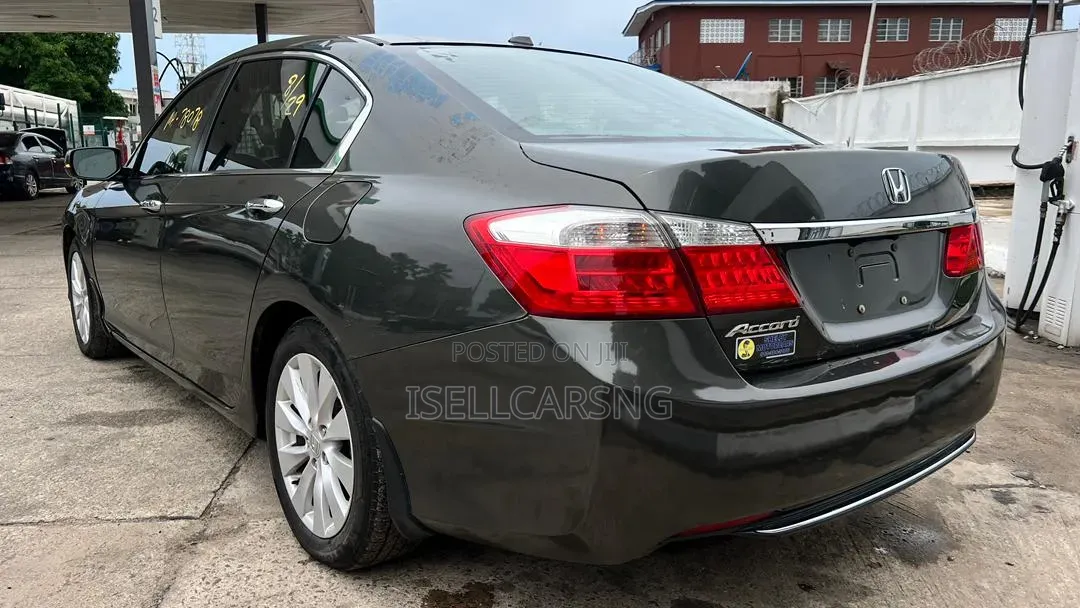 Honda Accord EX-L 4dr Sedan FWD (2.4L 4cyl 2A) 2013 Gray