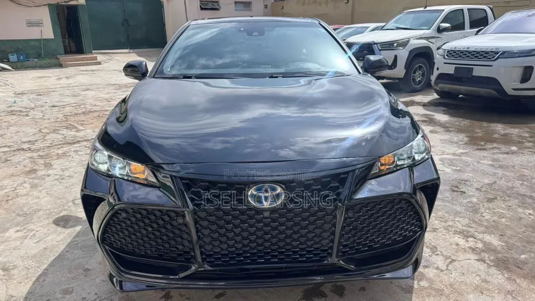 Toyota Avalon 2019 Black