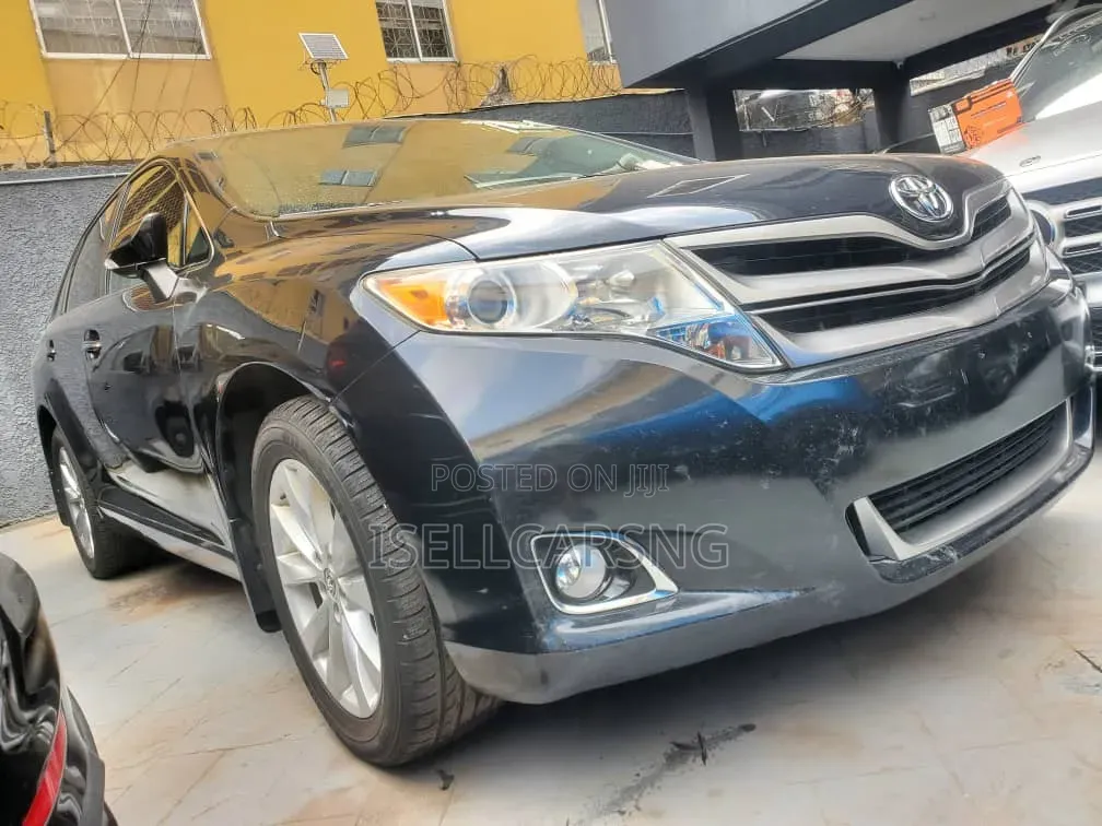Toyota Venza XLE AWD 2013 Black