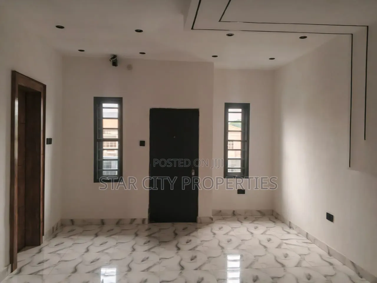 4bdrm Duplex in Adeniyi Jones for rent