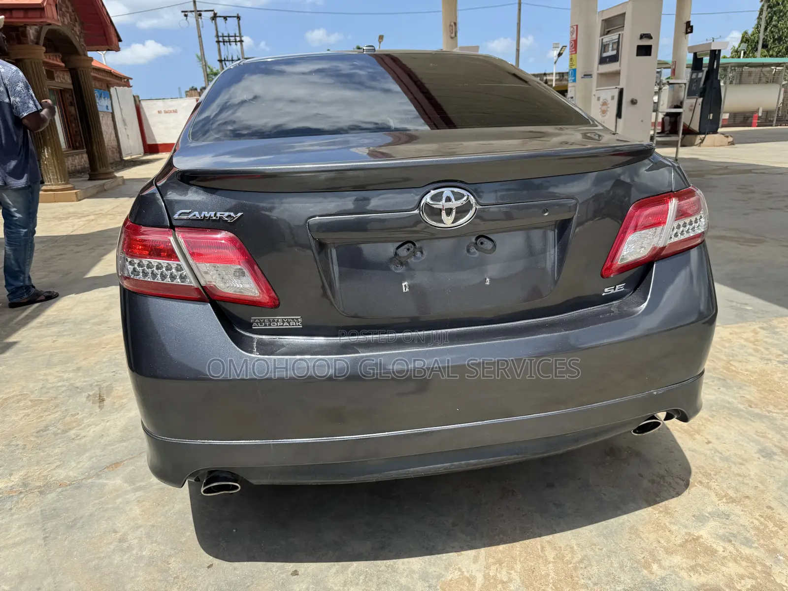 Toyota Camry 2010 Gray