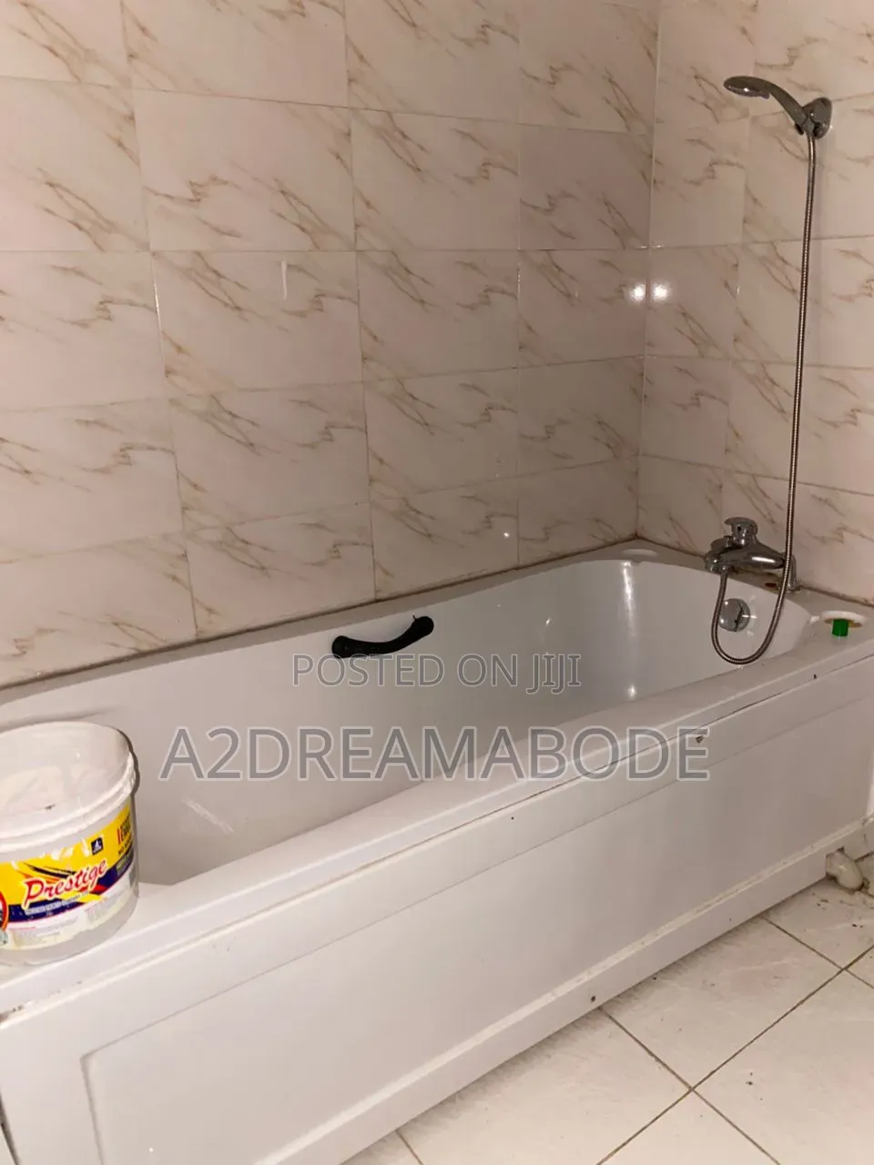 4bdrm Duplex in Magodo Phase 1 for rent
