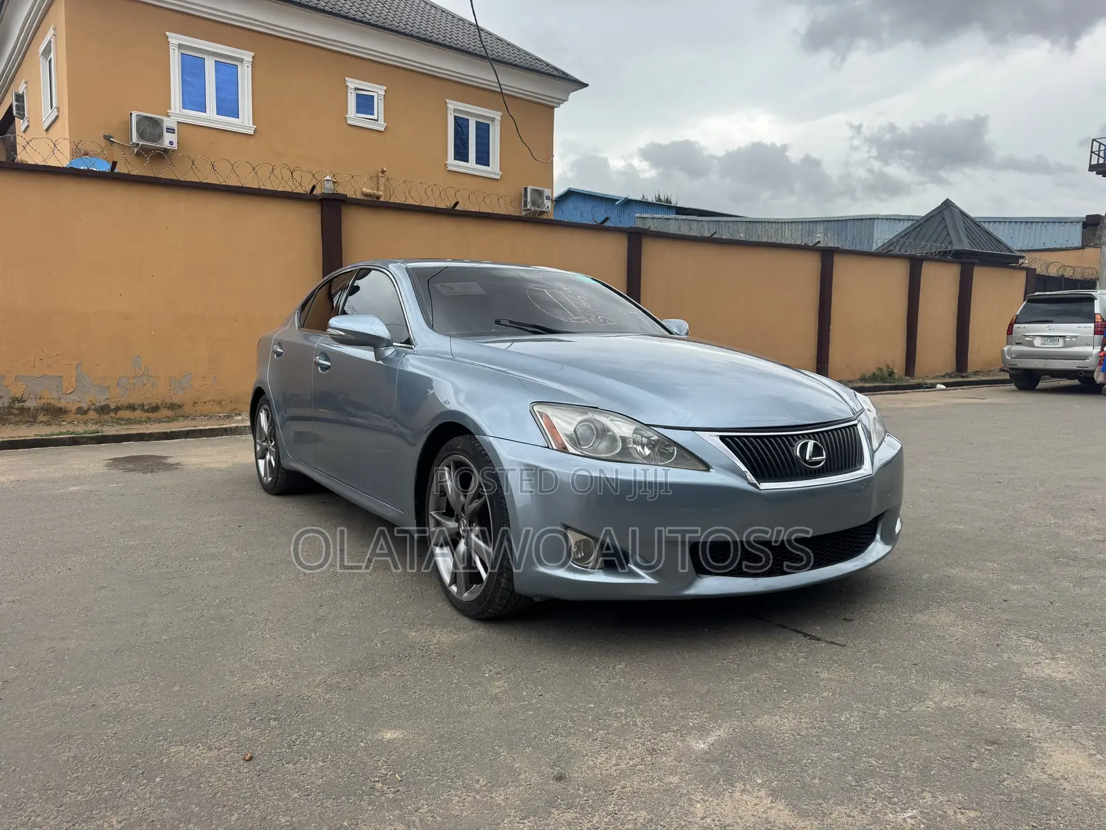 Lexus IS 250 4WD 2009 Blue