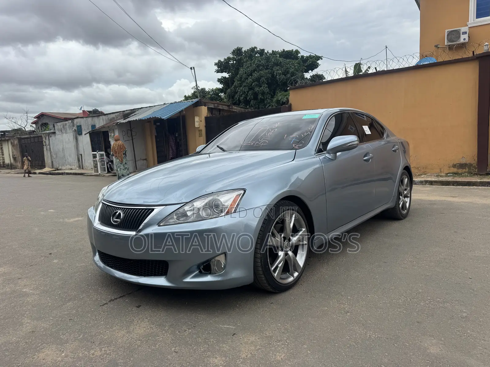 Lexus IS 250 4WD 2009 Blue