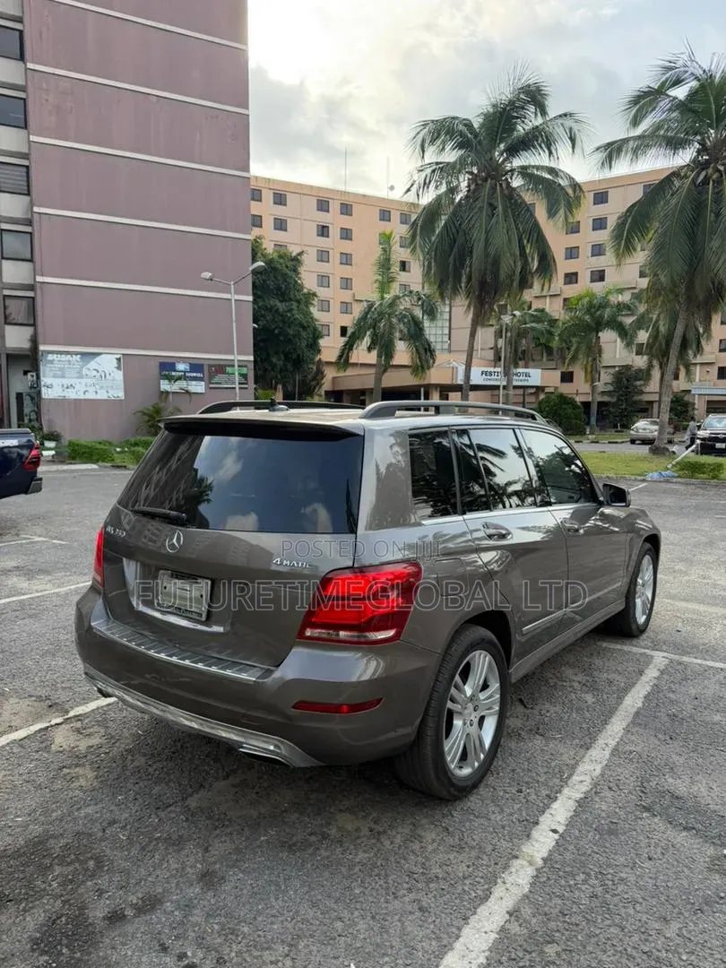 Mercedes-Benz GLK-Class 2013 Brown