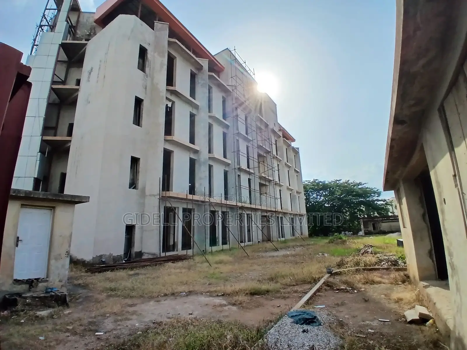 7 Floors Office Complex in a Prime Location