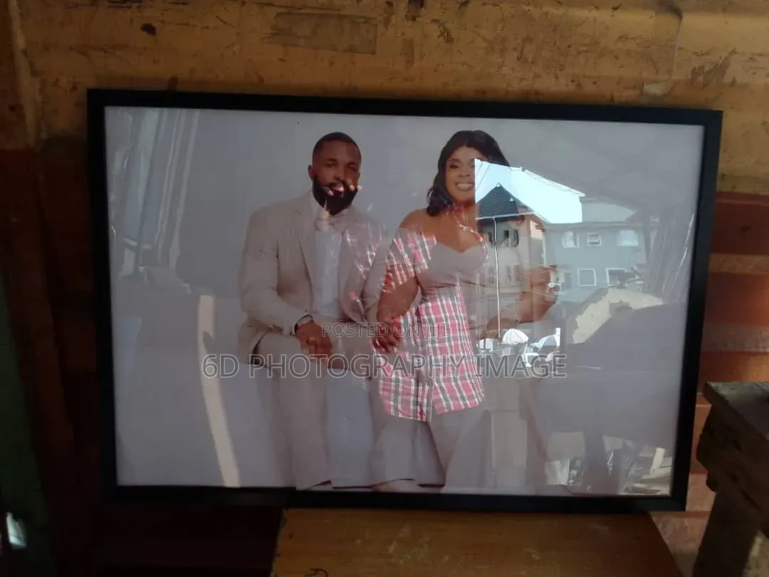 20 By 30 Inches Picture Frame With Acrylic Plastic Glass