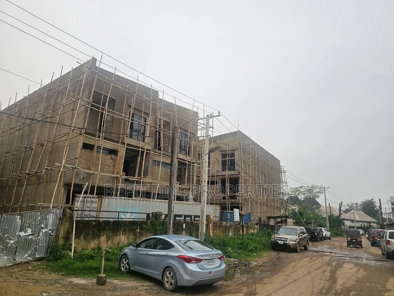 5bdrm House in Yaba for sale