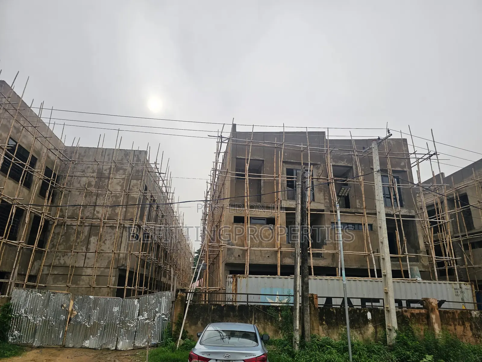 5bdrm House in Yaba for sale