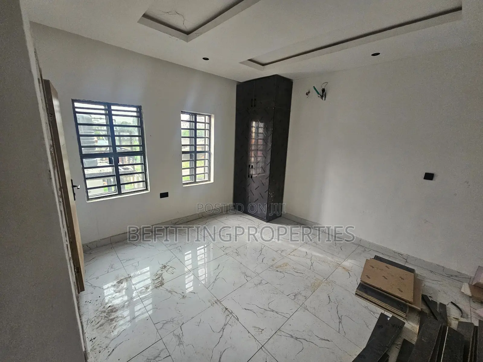 2bdrm Apartment in Yaba for sale