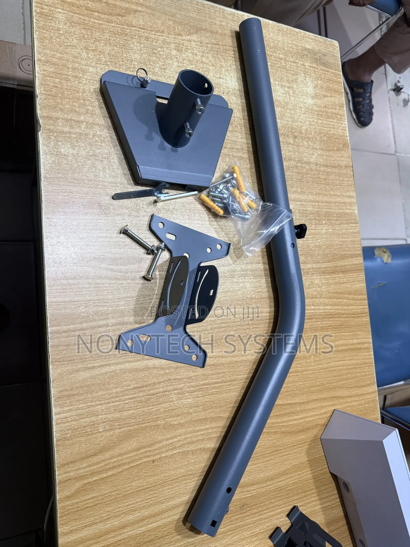 Starlink Gen 3 Standard Long Wall Mount, Gen 3 V4