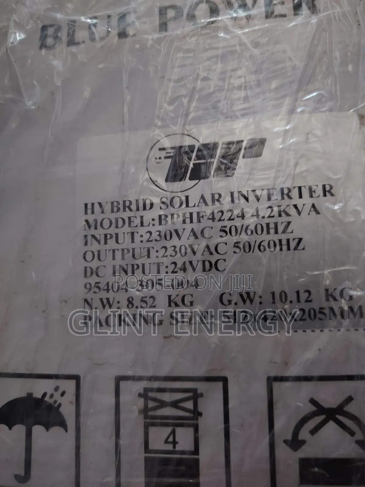 4. 2kva 24v Bluepower Hybrid Inverter