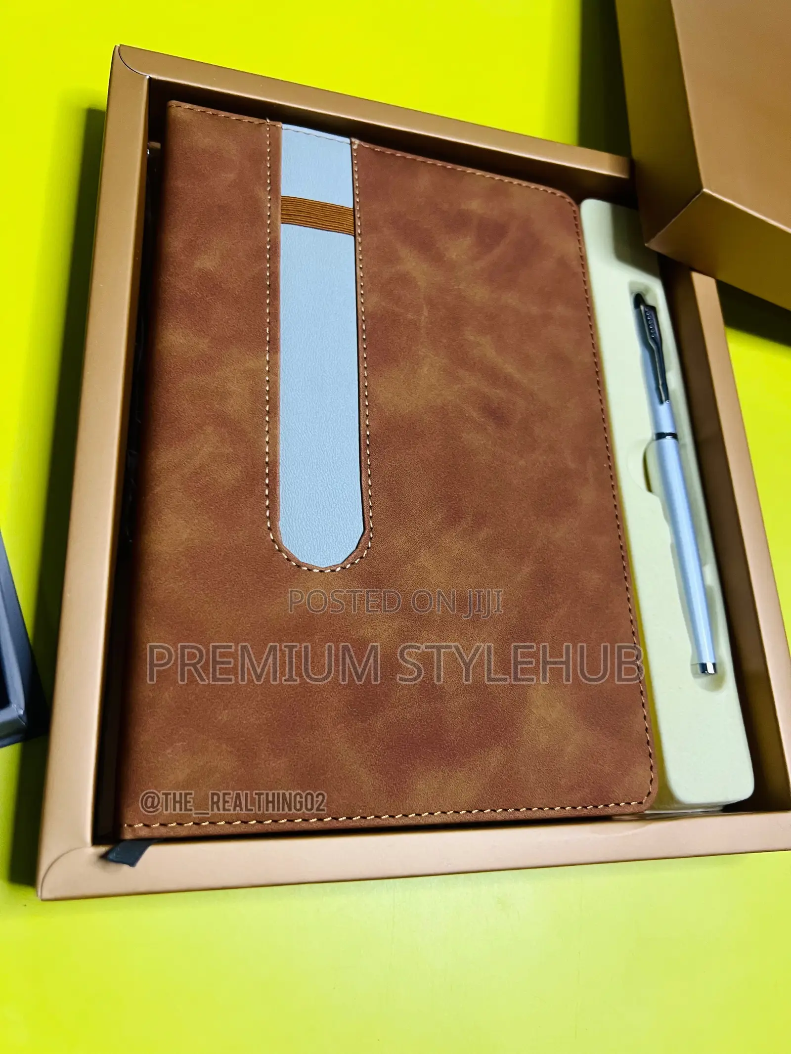 Luxury Journal(With Pen)
