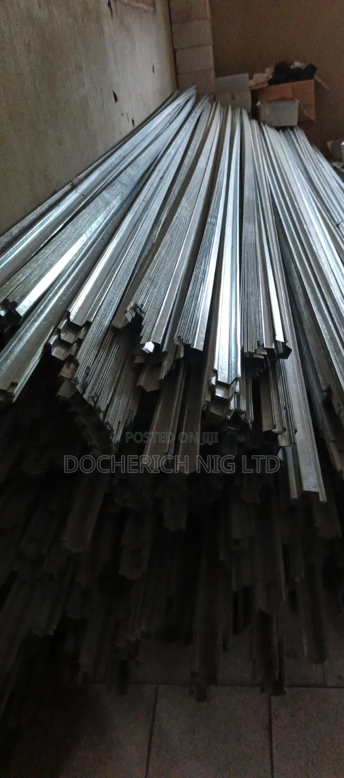 Rugged Galvanized Stainless Steel Trusses for Quick Sale