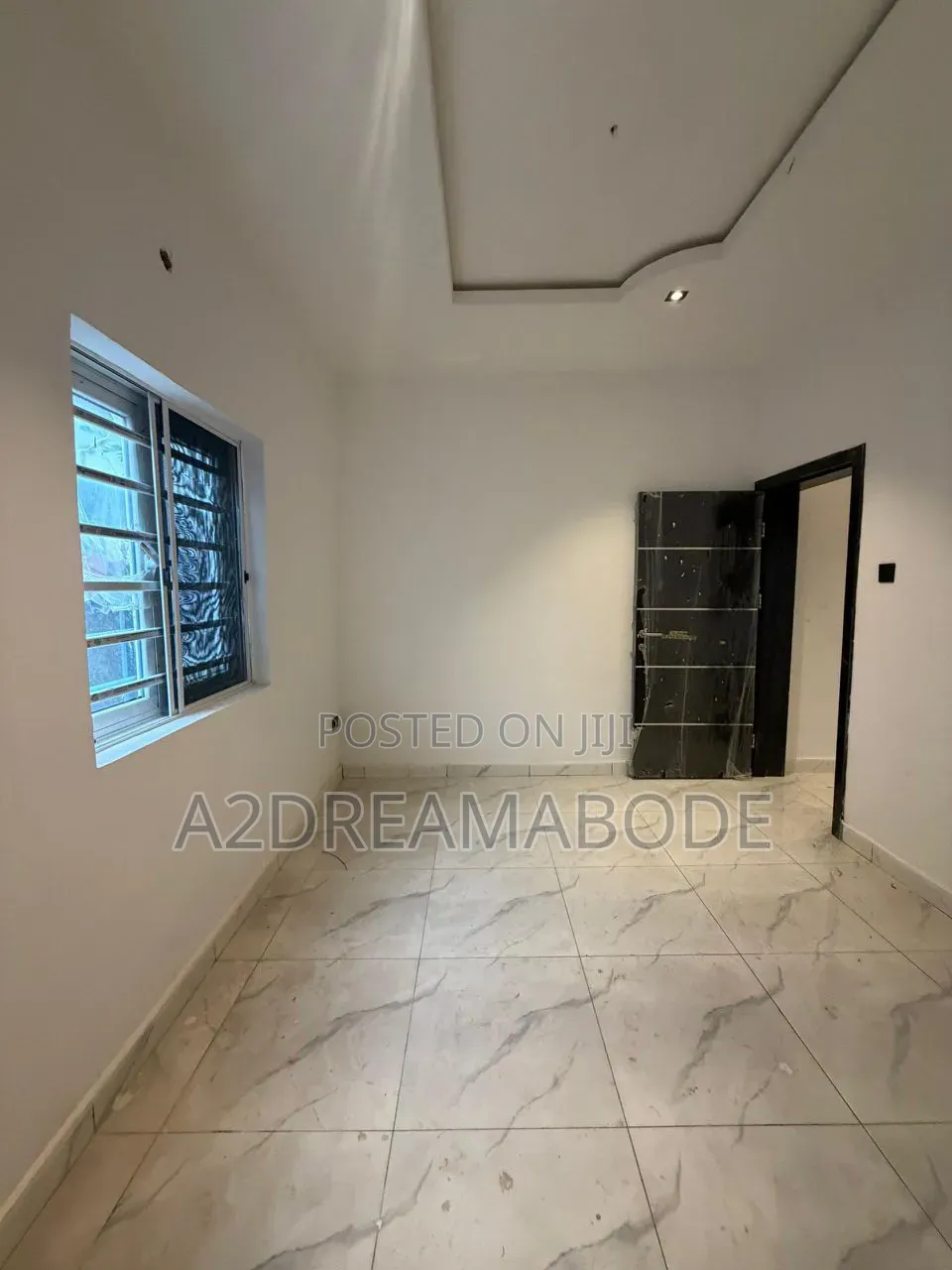 3bdrm Apartment in Oregun for sale