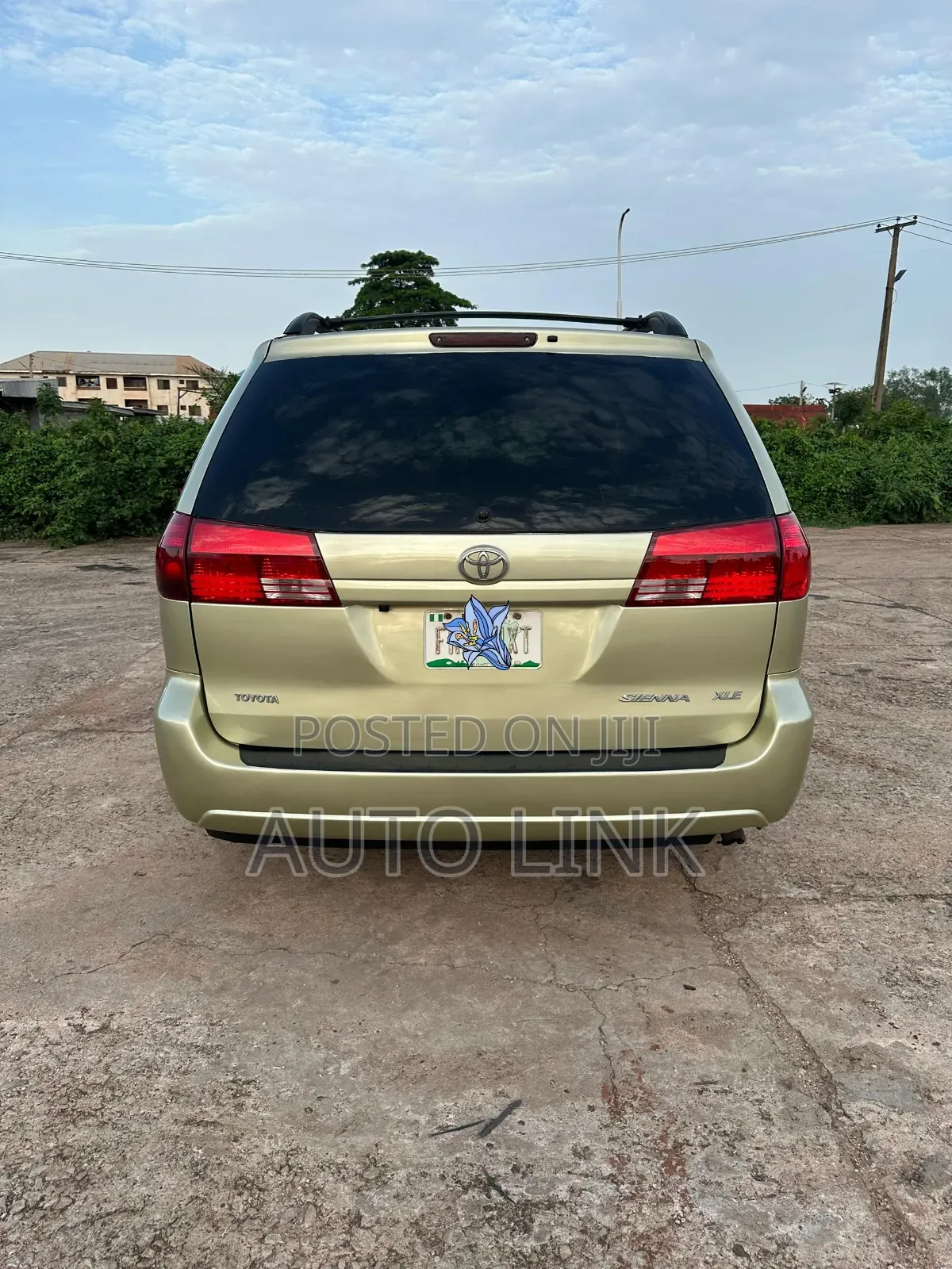 Toyota Sienna LE FWD (3.3L V6 5A) 2004 Green