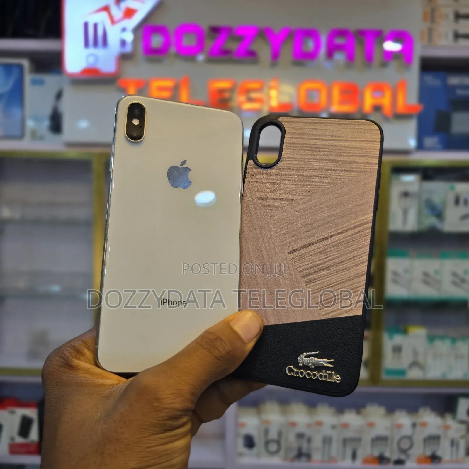 Apple iPhone XS Max 64 GB Gold