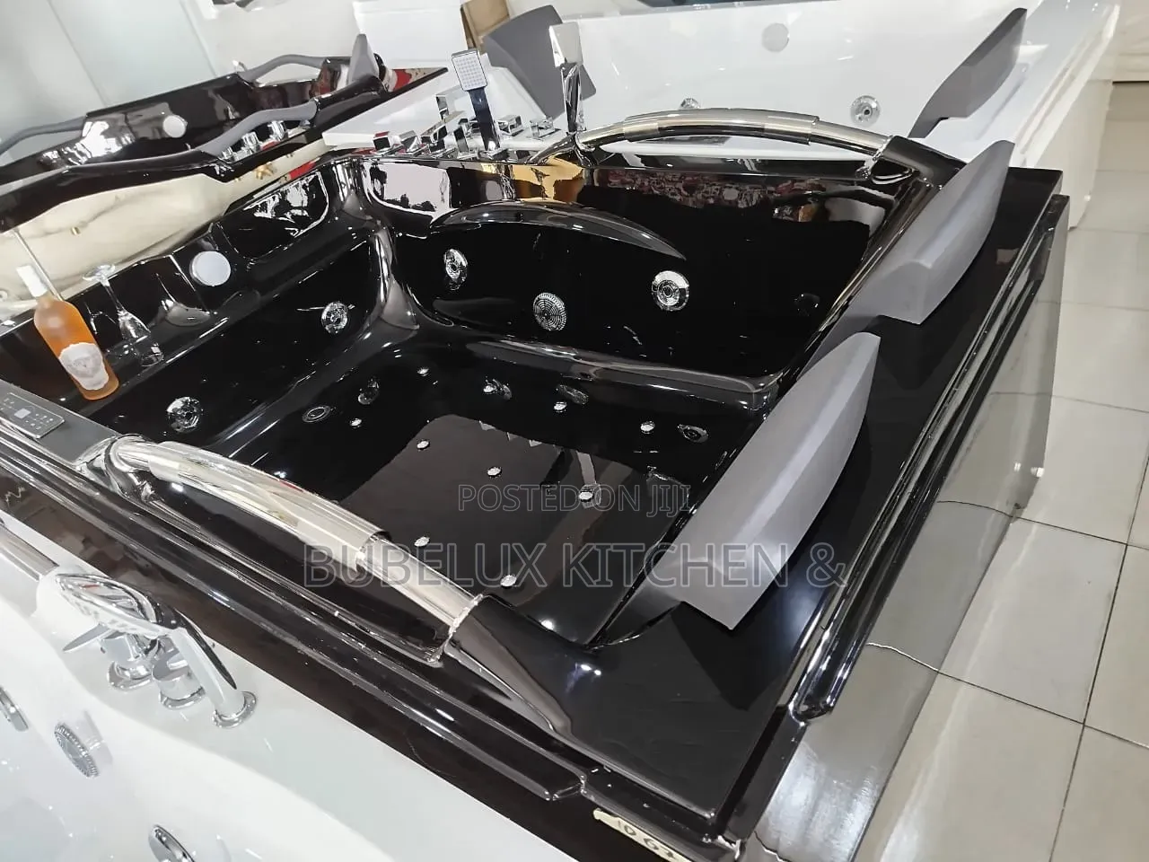 Black Jacuzzi Bathtub 2 Persons - Whirlpool Spa Tub With Massage Jets