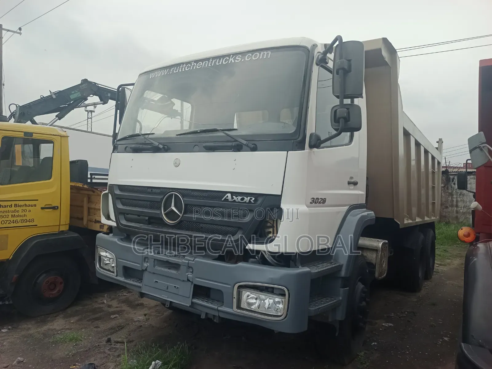 Mercedes‐Benz Axor 3028 (6×4 ) Tipper
