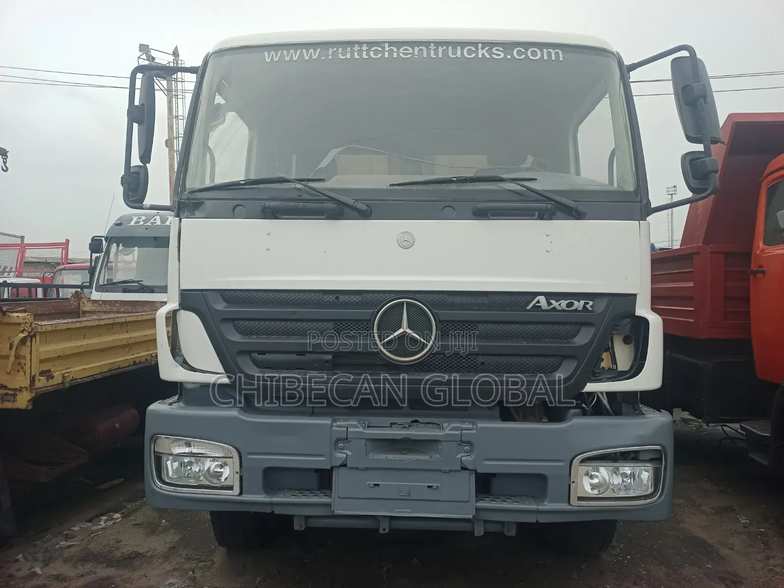 Mercedes‐Benz Axor 3028 (6×4 ) Tipper