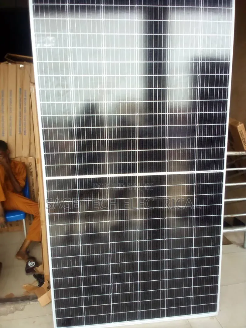 720watts Jinko Solar Panel