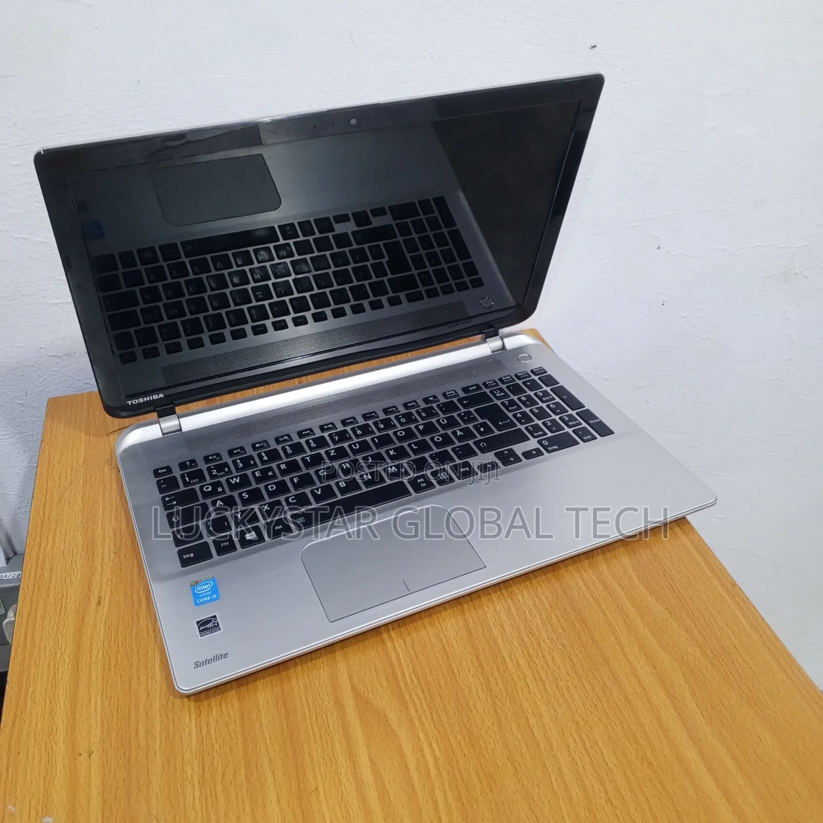 Laptop Toshiba Satellite C850 8GB Intel Core i7 HDD 500GB