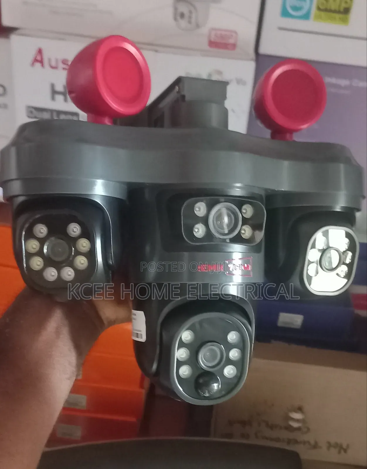 T33 Triple Lens Solar Security Camera – 9mp PTZ With 360° Rotation