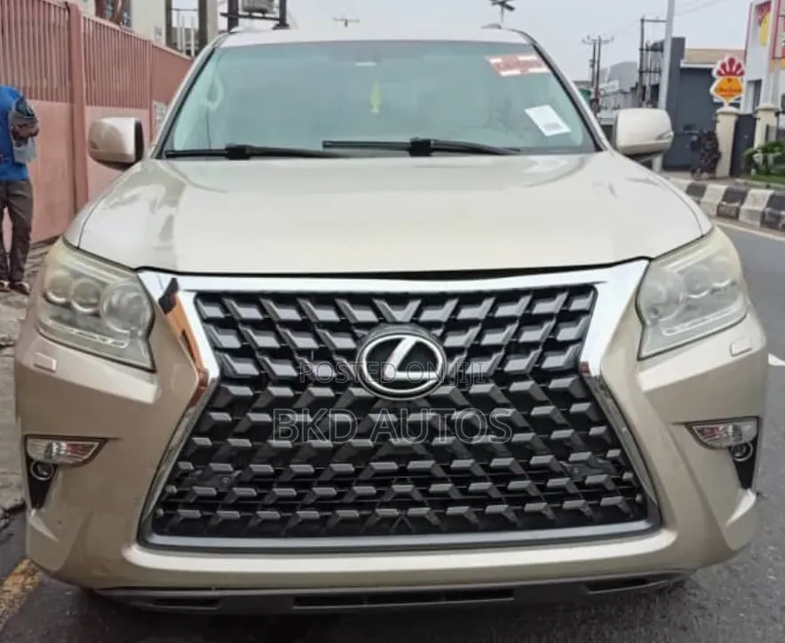 Lexus GX 460 Base 2014 Gold