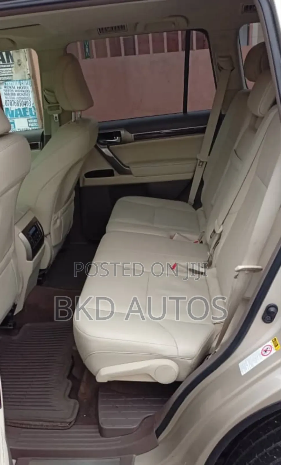Lexus GX 460 Base 2014 Gold