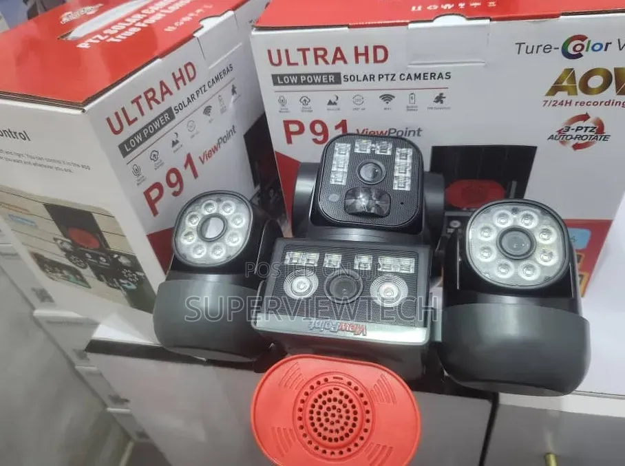 Multi View 4 Lens 3 PTZ Rotating Solar CCTV Camera