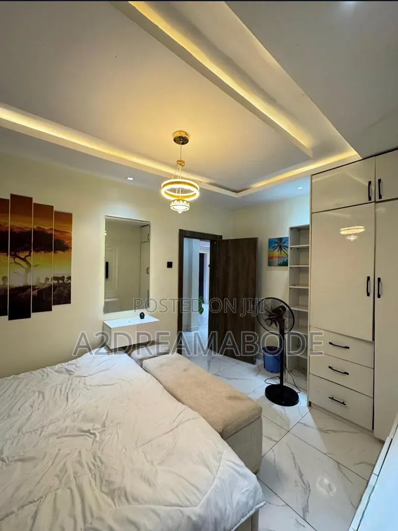 Furnished 3bdrm Apartment in Surulere for sale