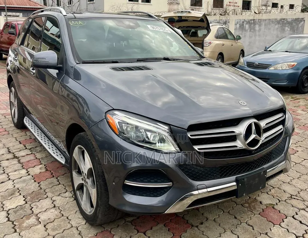 Mercedes-Benz GLE-Class GLE 350 2018 Gray