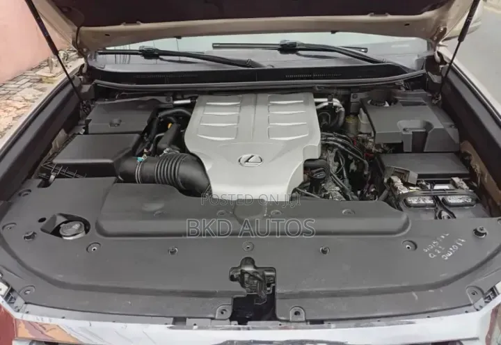 Lexus GX 460 Base 2014 Gold