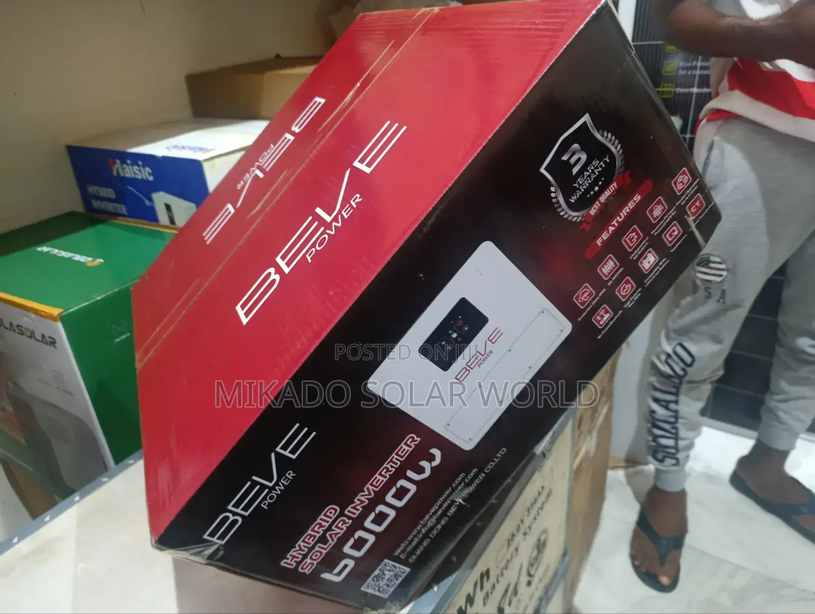 Beve 6kw Ip66 Dual MPPT Hybrid Solar Inverter