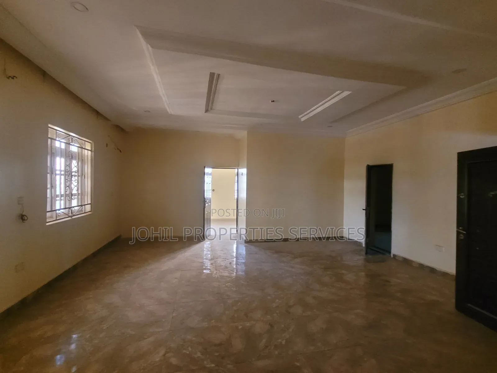 8bdrm Duplex in Guzape District for rent