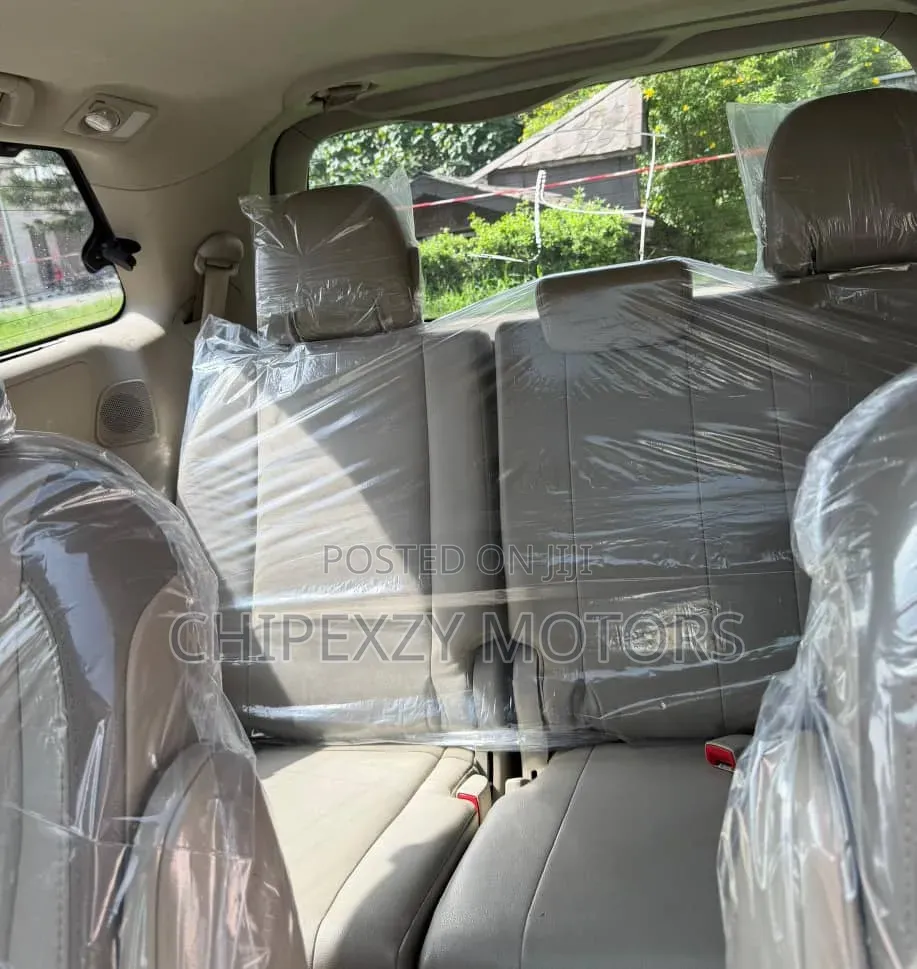 Toyota Sienna Limited 7 Passenger 2011 Red
