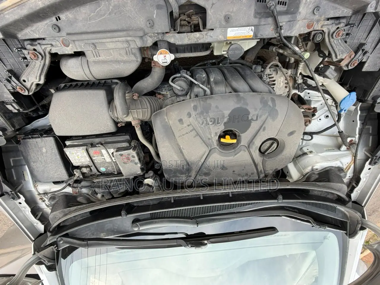 Hyundai Elantra 2012 Silver
